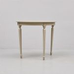 1225 7439 CONSOLE TABLE